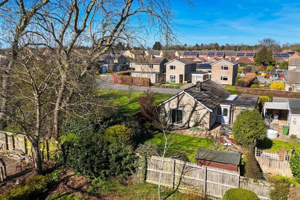 Property photo 2 of 20