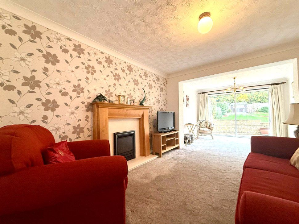 Property photo 3 of 28 Picture No. 11