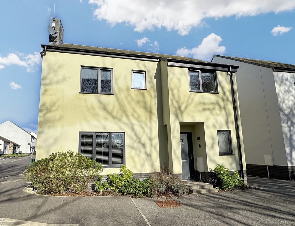 Property photo 1 of 22 Image00003(3)