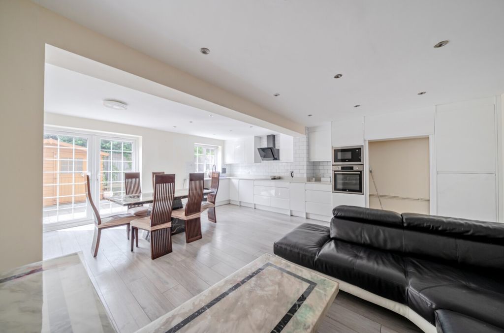 Property photo 2 of 20 1471362-7-6A1Ff3c88De40