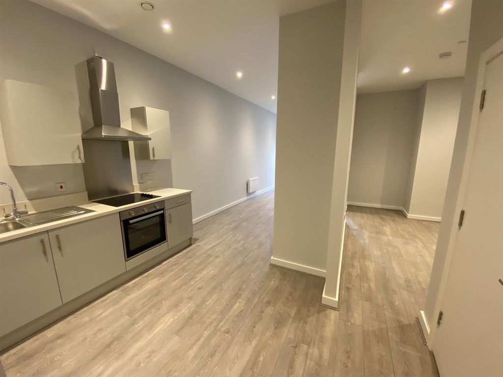 Property photo 2 of 12 Open Plan Living