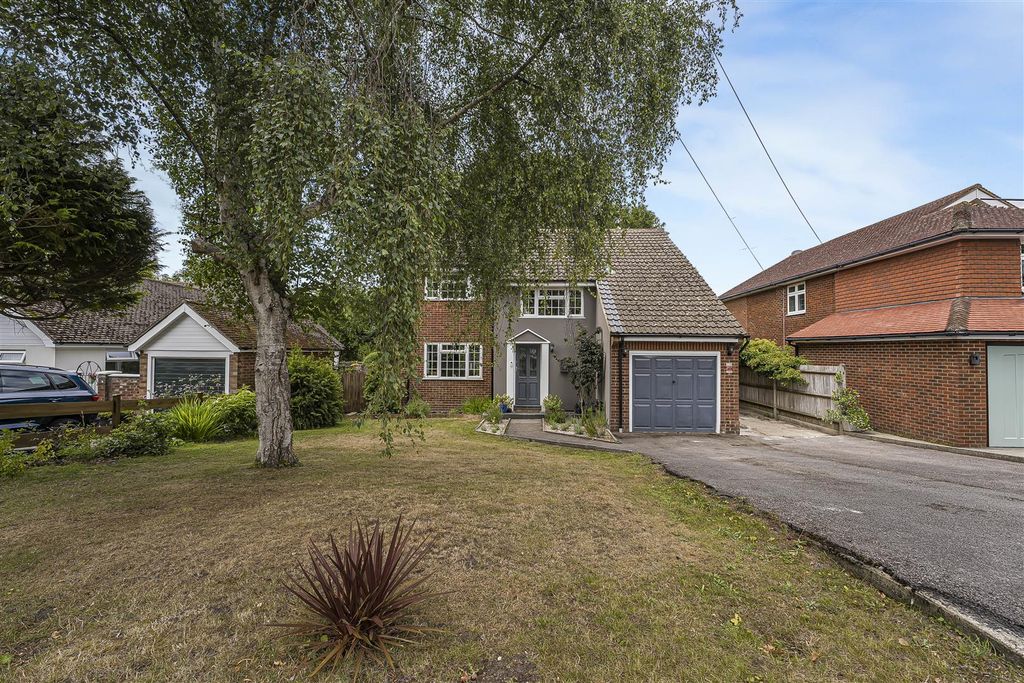 Property photo 2 of 25 Front