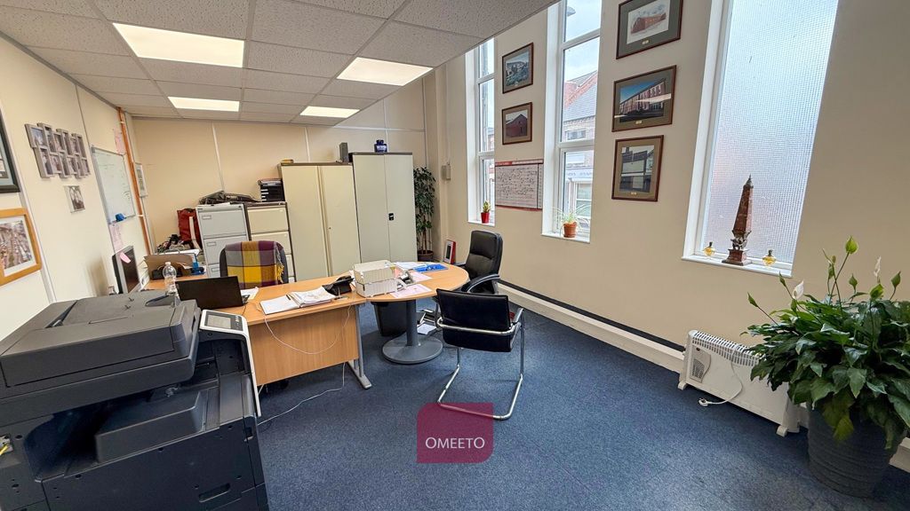 Property photo 2 of 4 Office To Rent