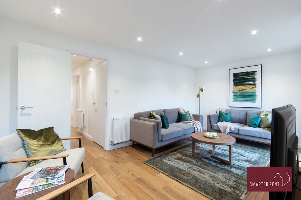 Property photo 1 of 21