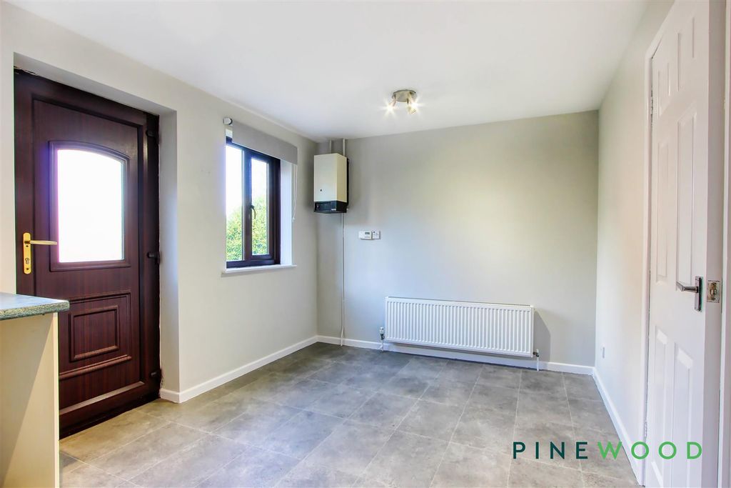 Property photo 3 of 13 Dining Room