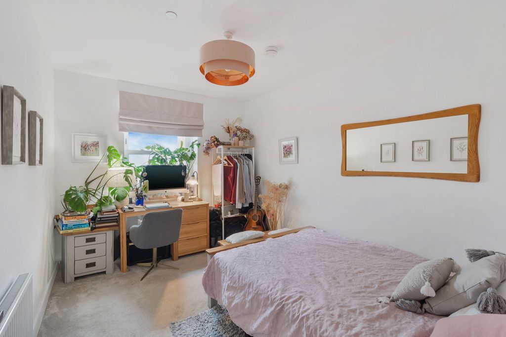 Additional image 12 of 2 bed flat for saleOxted RH8