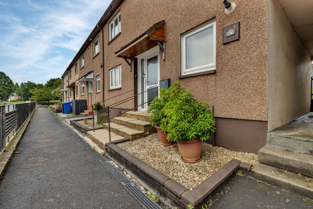 Property photo 3 of 36 003