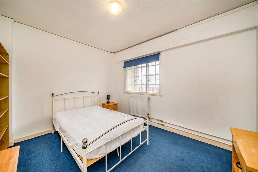 Property photo 3 of 4