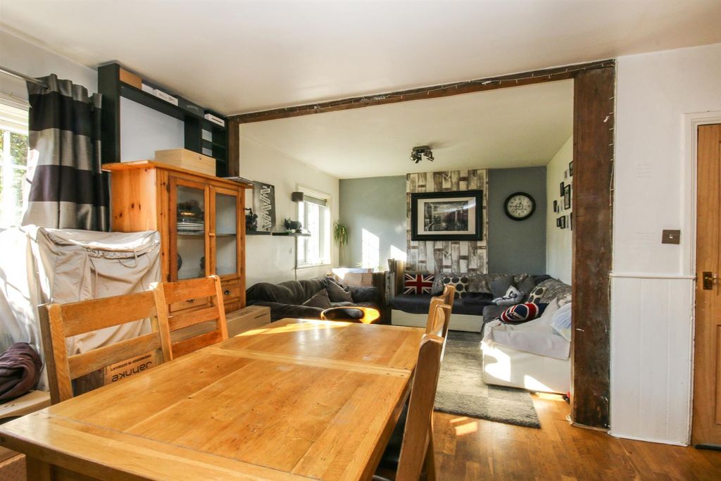 Property photo 3 of 15 3