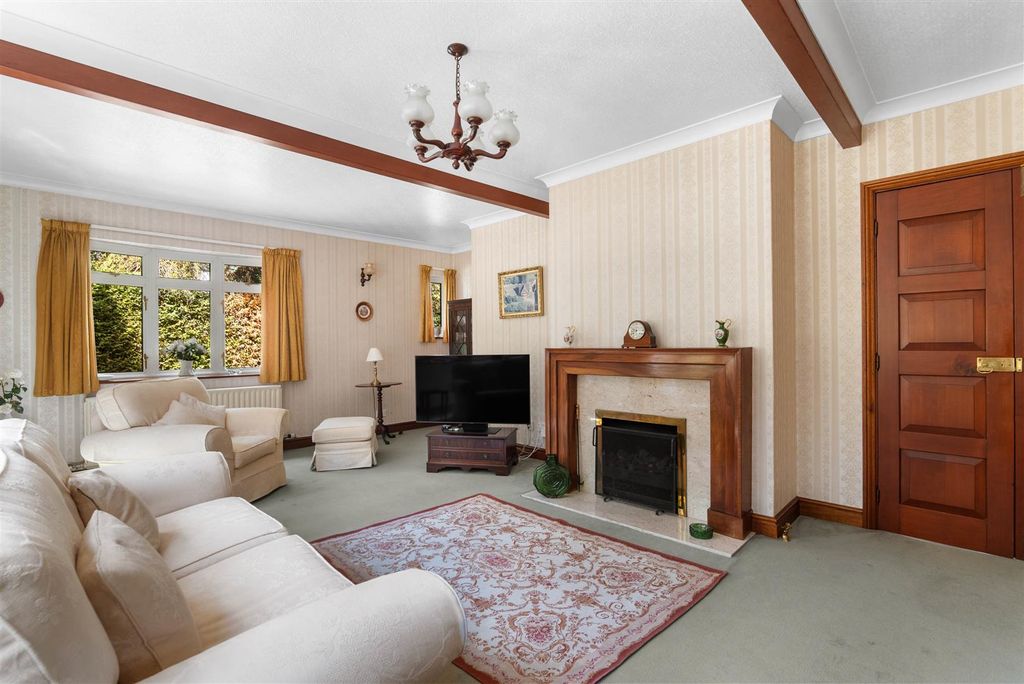 Property photo 2 of 22