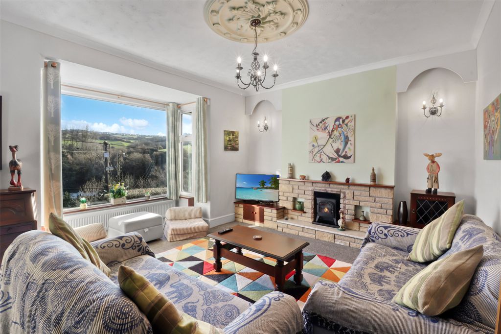 Property photo 2 of 21 2 - Picture No. 27