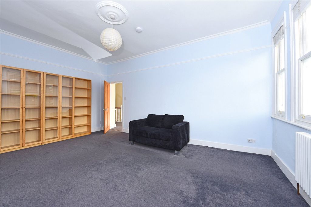 Property photo 2 of 5 Picture No. 03