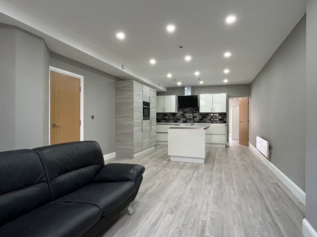 Property photo 3 of 12 Picture No. 16