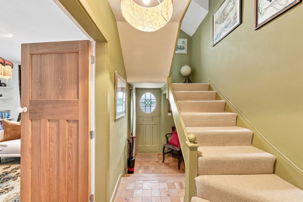 Property photo 3 of 24 Hallway