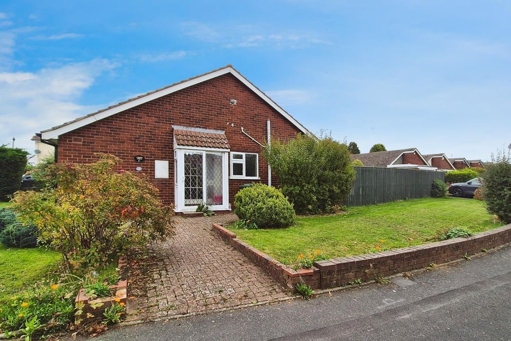 Property photo 2 of 5 Outside