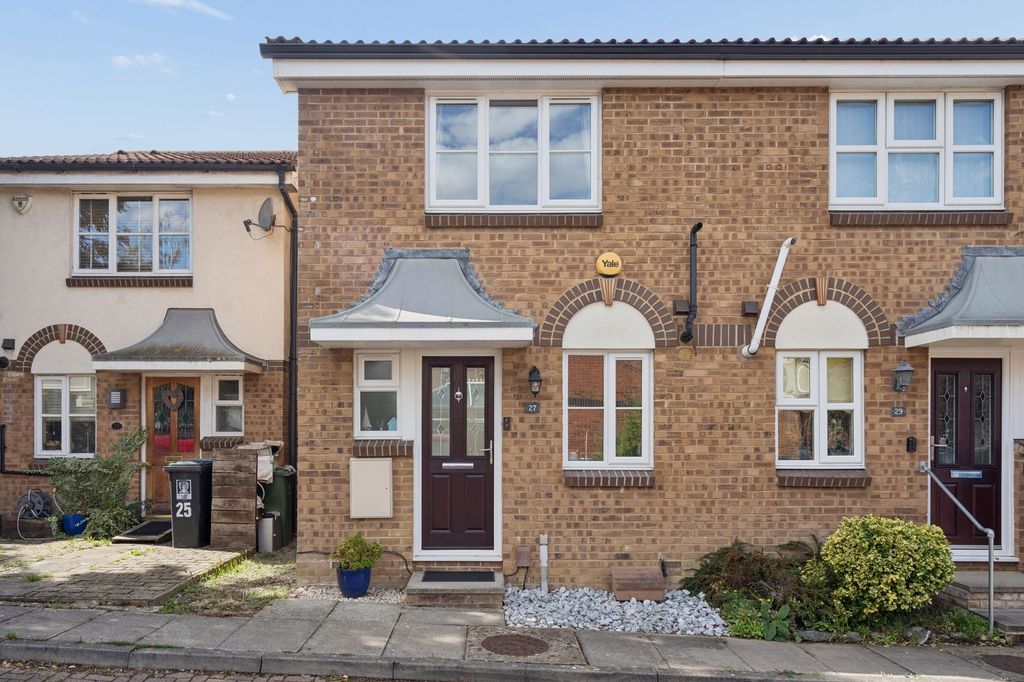 Property photo 1 of 16