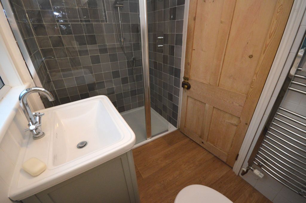 Property photo 3 of 8 30 Ripley Road Bathr