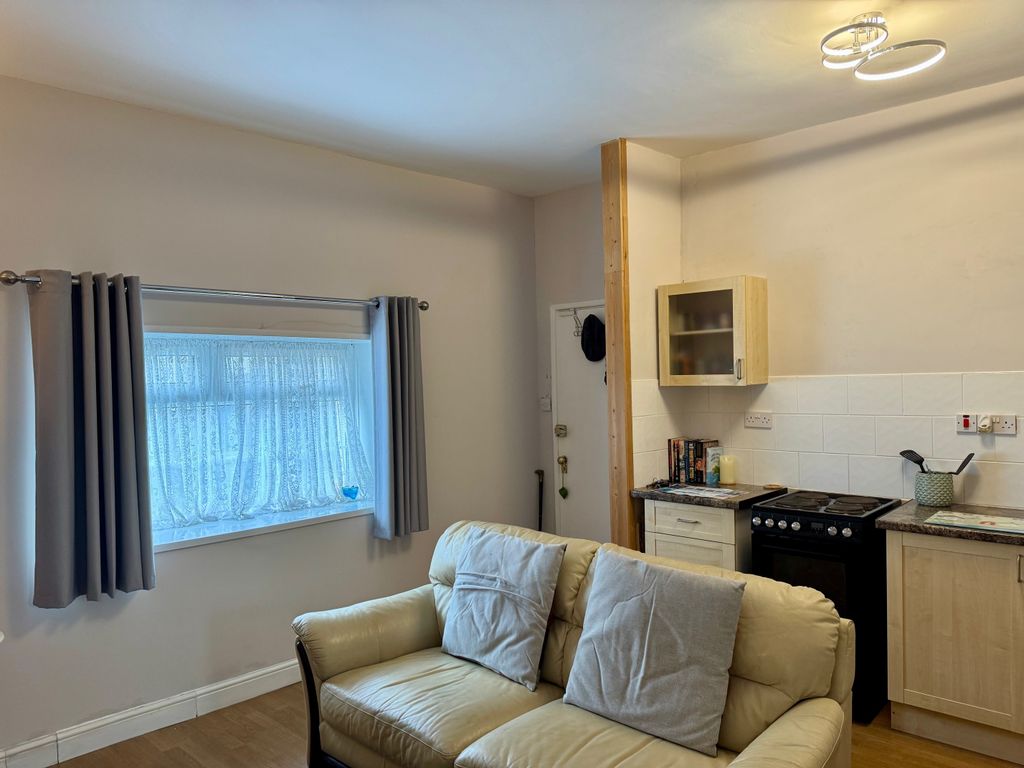 Property photo 2 of 11 Open Plan Lounge/Kitchen/Diner