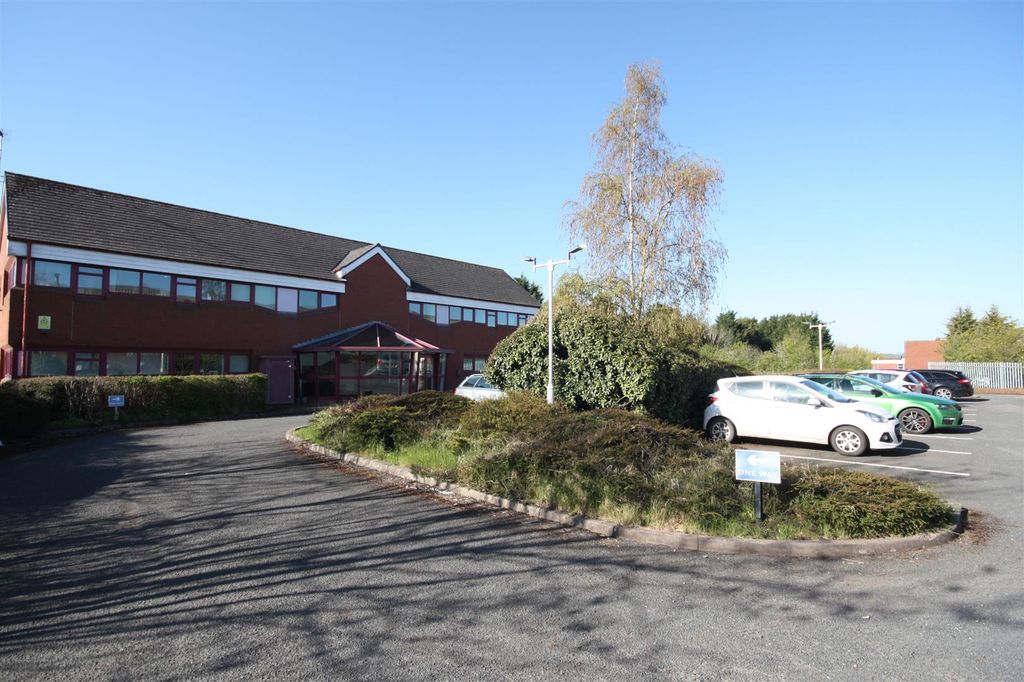 Property photo 1 of 7 Car Park.Jpg
