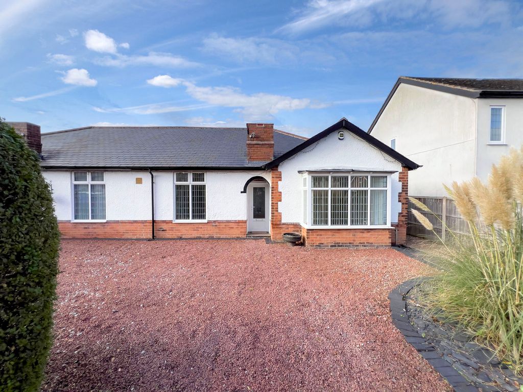 Property photo 1 of 10 Front