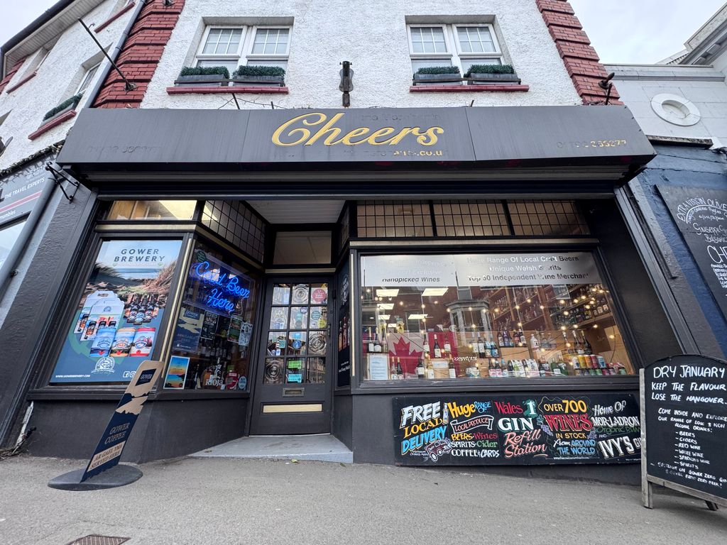 Property photo 1 of 7