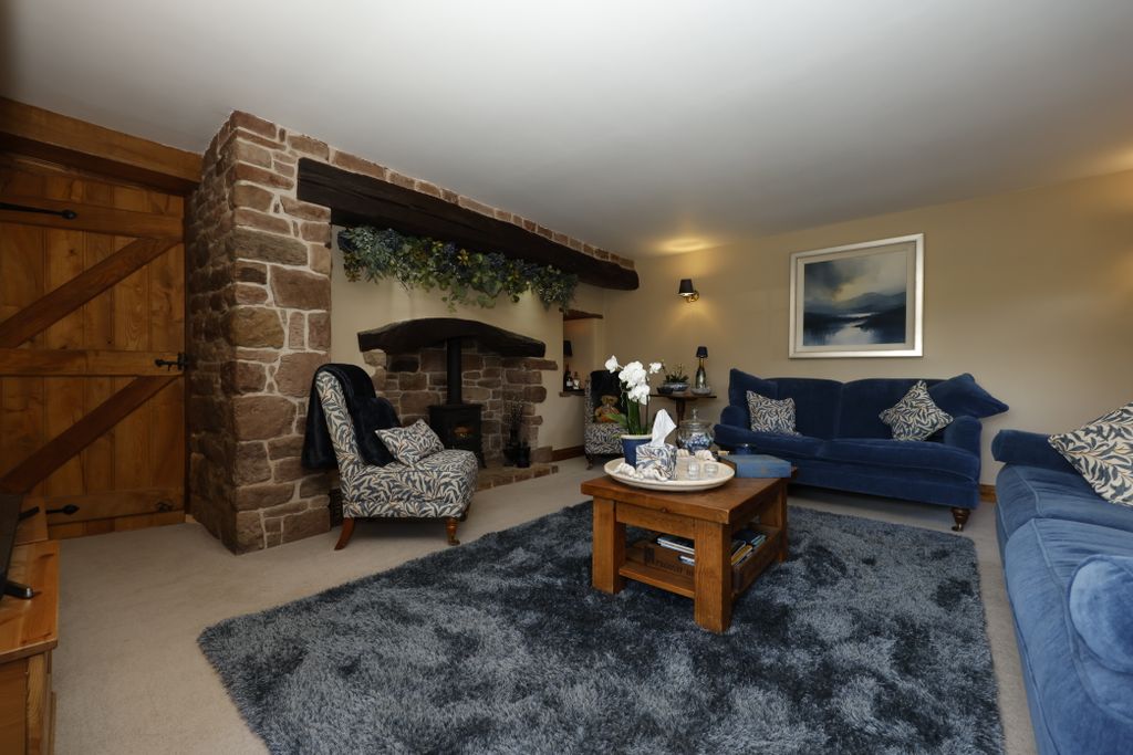 Property photo 3 of 19 Image 3