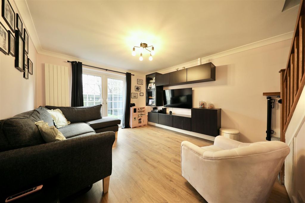 Property photo 2 of 20 0A4A9972.Jpg