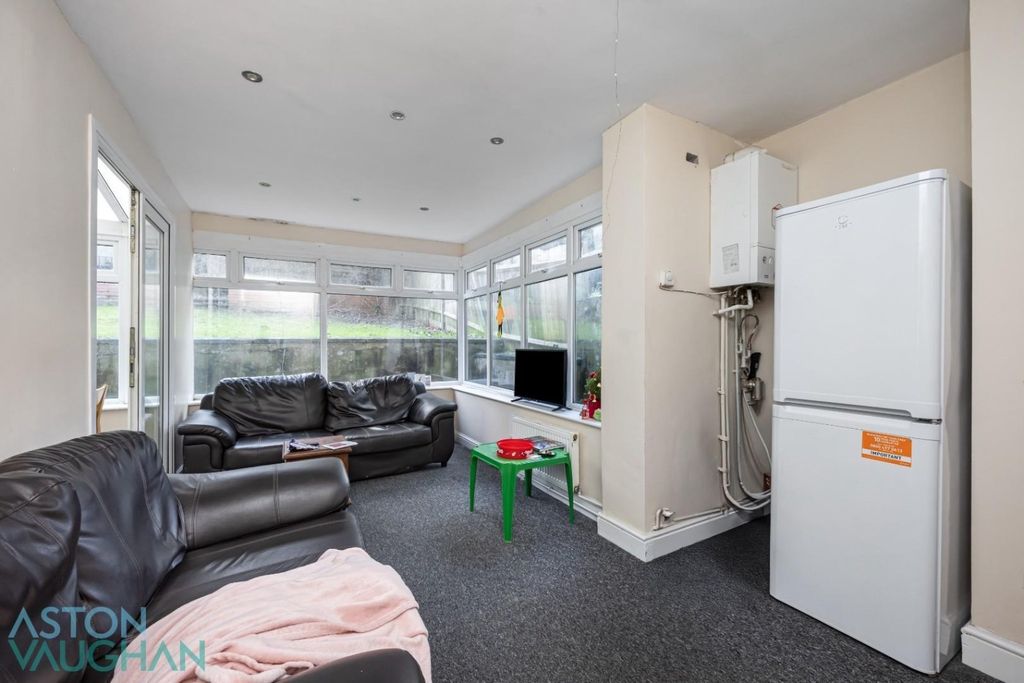 Property photo 2 of 3 4627801