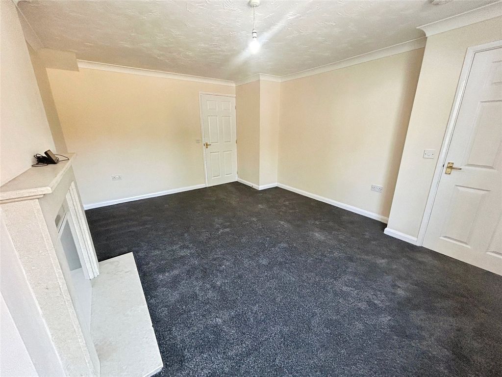 Property photo 3 of 14 Picture No. 32