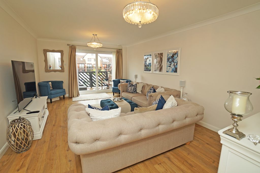 Additional image 5 of 5 bed terraced house for saleSennen Place, Port Solent, Portsmouth PO6