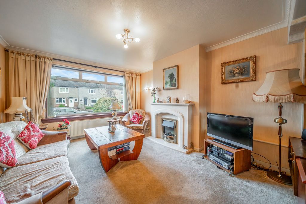 Property photo 3 of 23