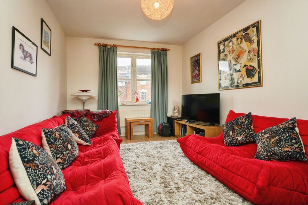 Property photo 3 of 11 Lounge Diner