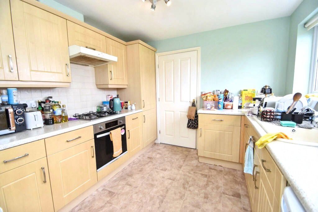 Property photo 3 of 14