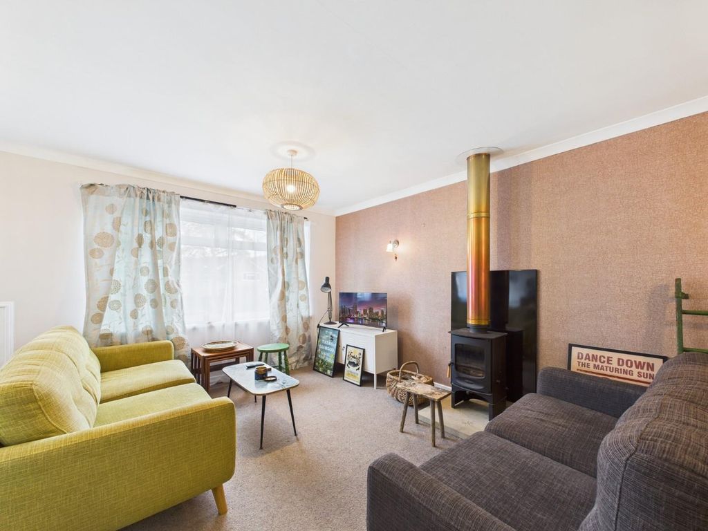 Property photo 2 of 19 Cam03066G0-Pr0033-Still003.Jpg