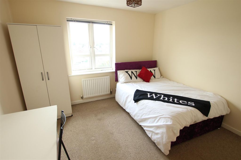 Property photo 3 of 6 Img_8618.Jpg