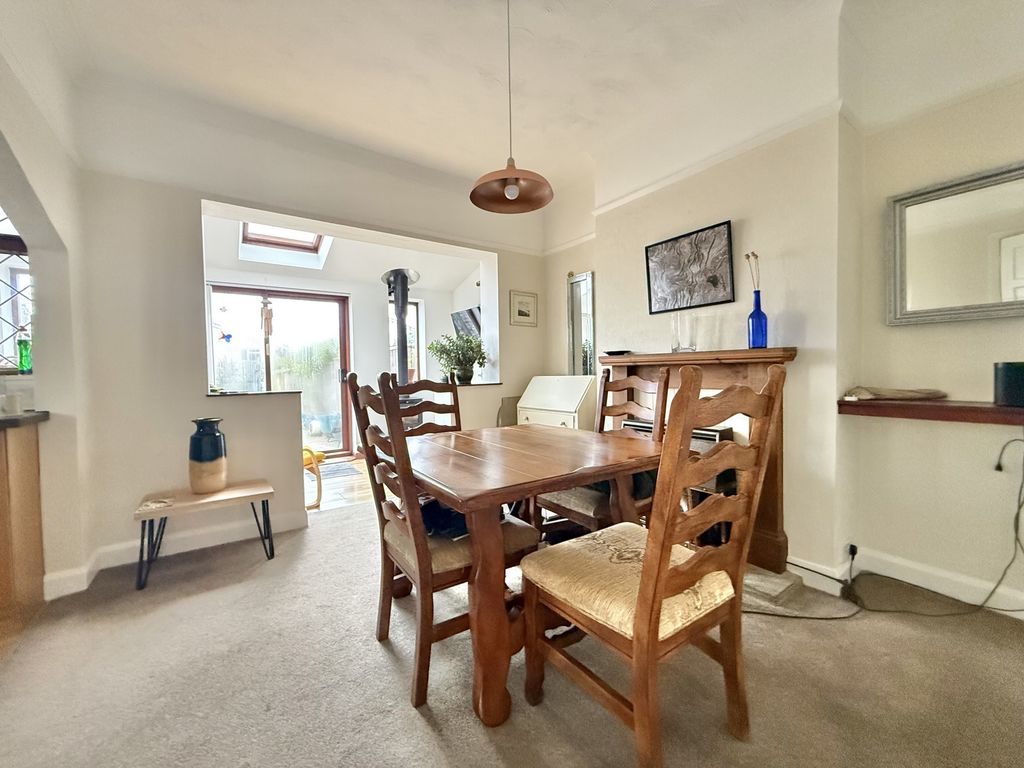 Property photo 3 of 15 Photo 7