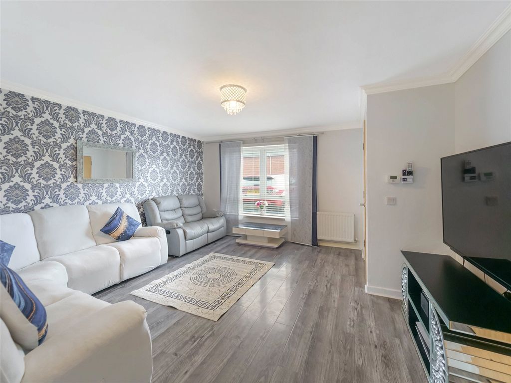 Property photo 2 of 21 Picture No. 05