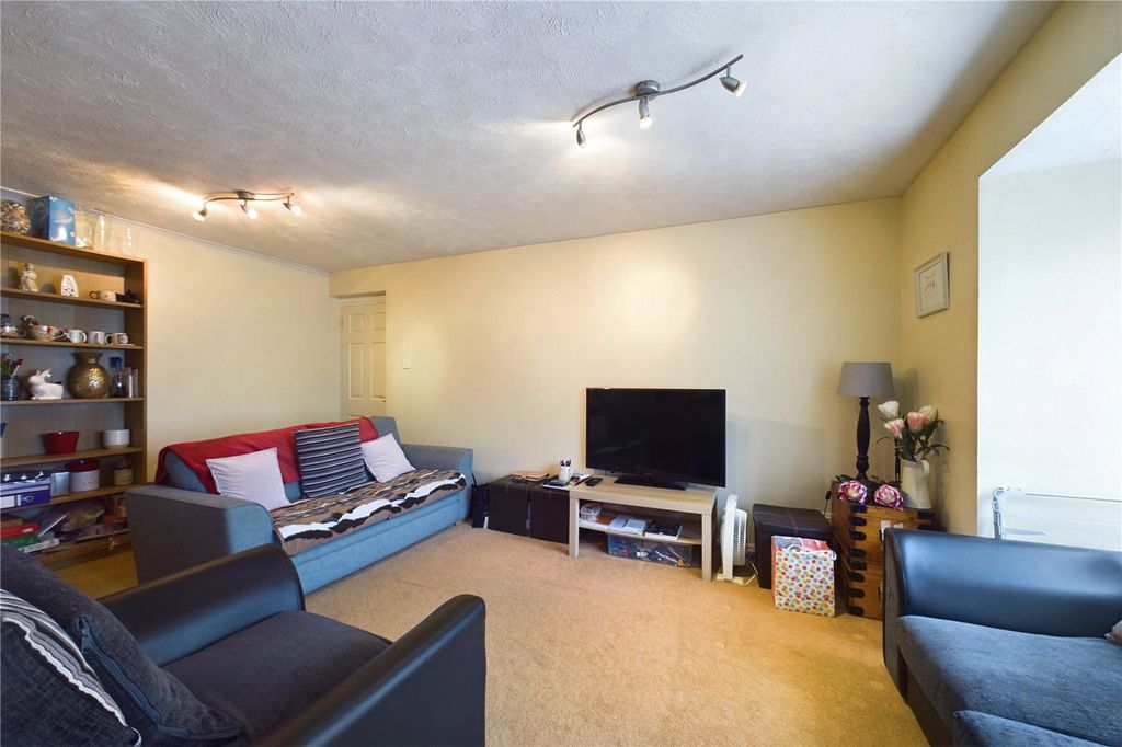 Property photo 3 of 7 Picture No. 07
