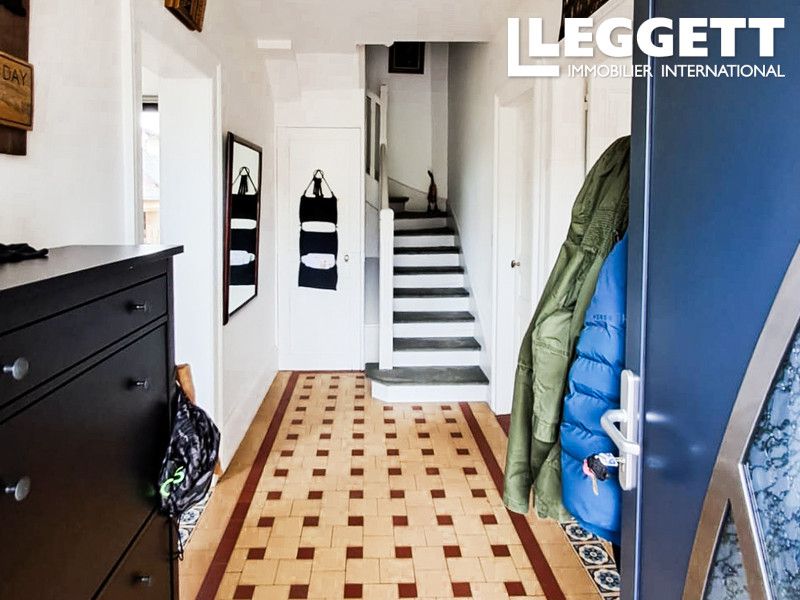 Property photo 3 of 10