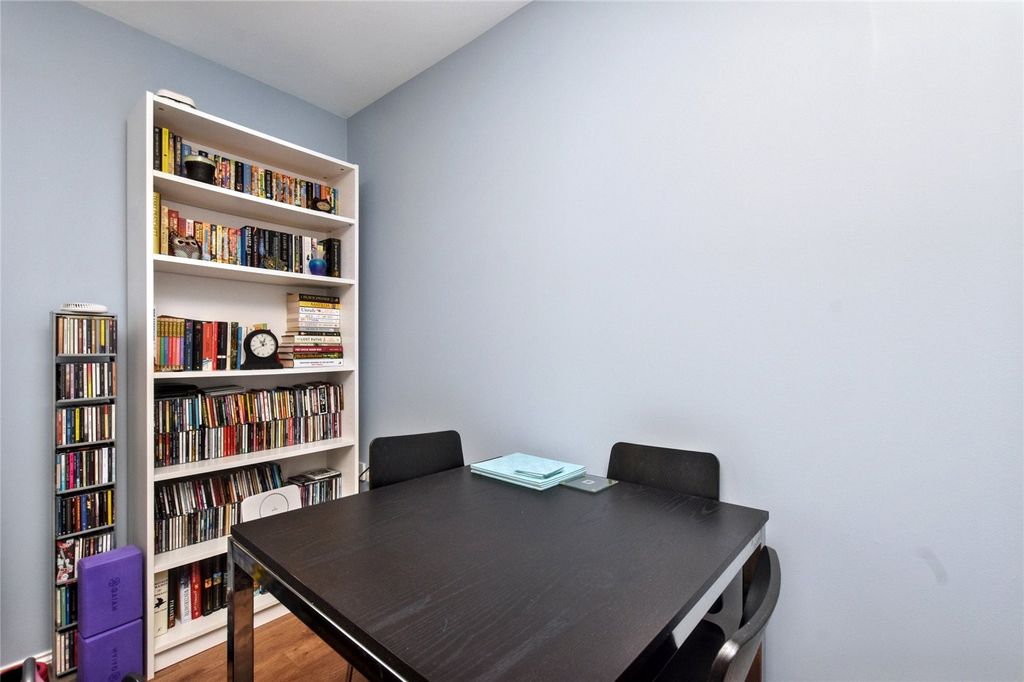 Property photo 3 of 14 Picture No. 02