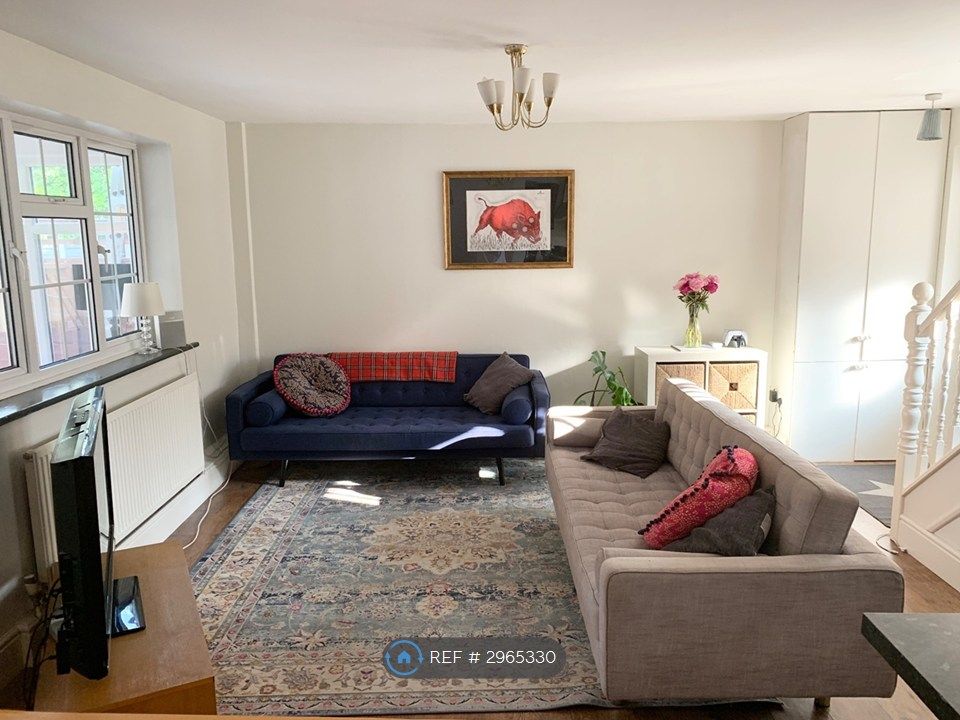 Property photo 2 of 18 Open Plan Lounge