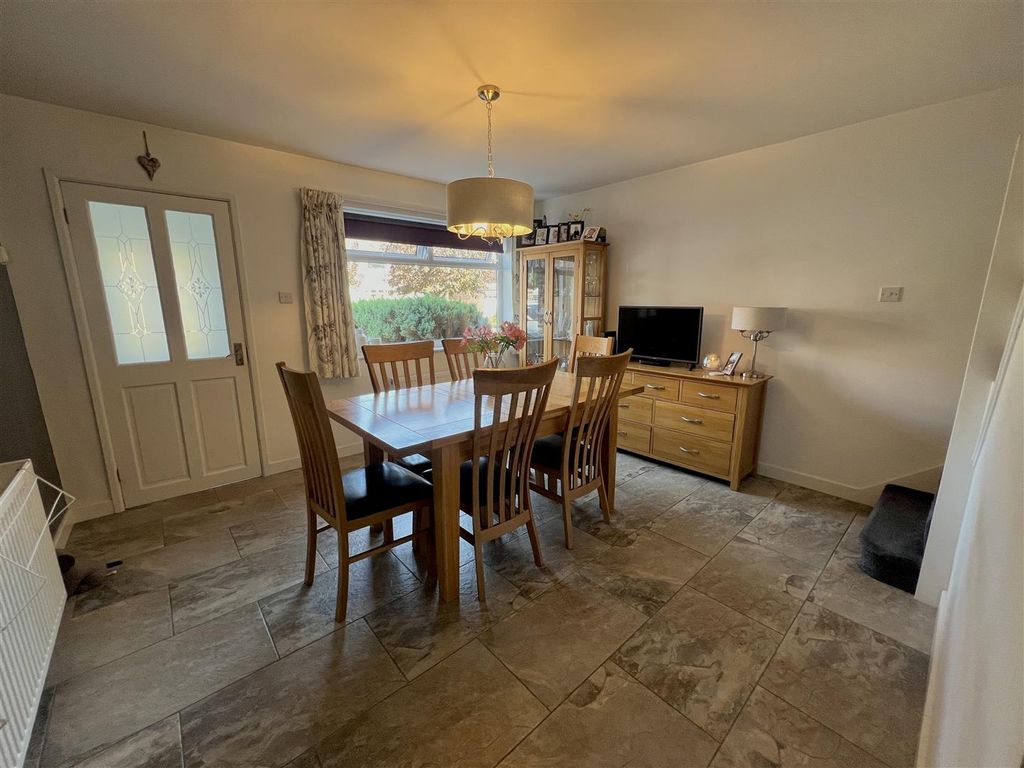 Property photo 2 of 24 Dining Room