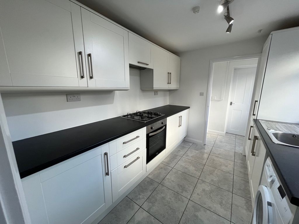 Property photo 2 of 9 Picture No. 06