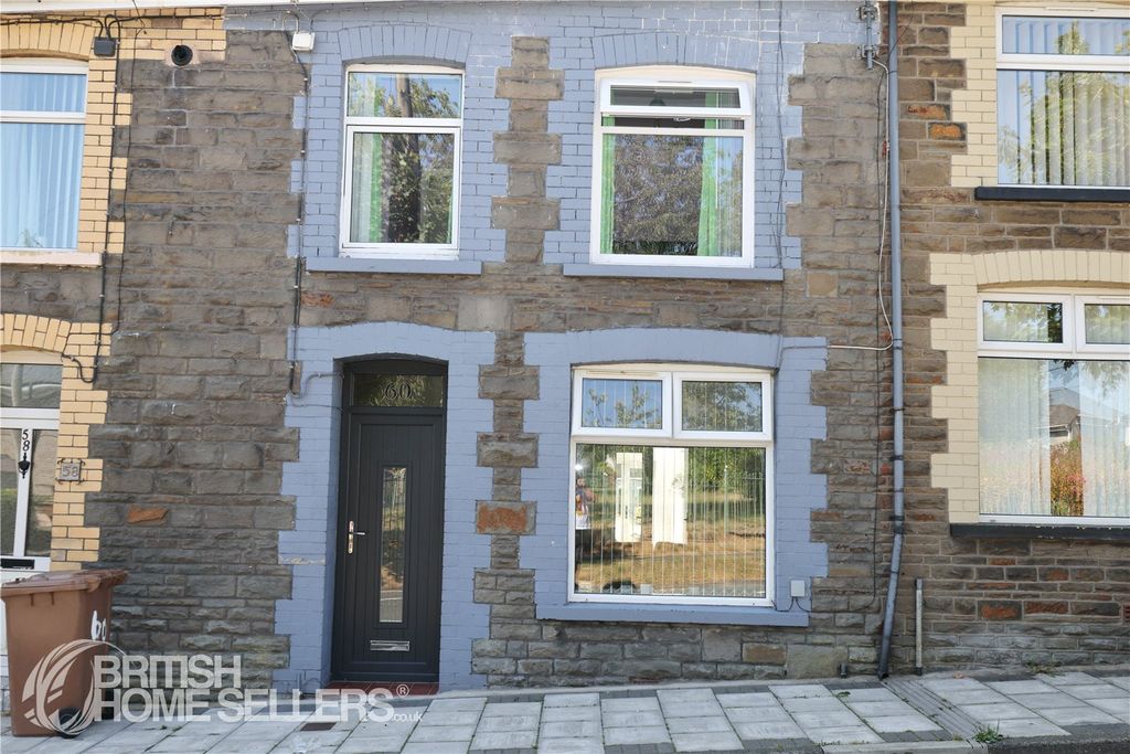 Property photo 1 of 19 Picture No. 02