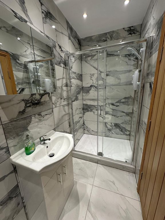 Property photo 3 of 3