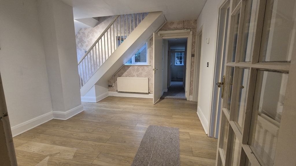 Property photo 2 of 26 20251218_131701