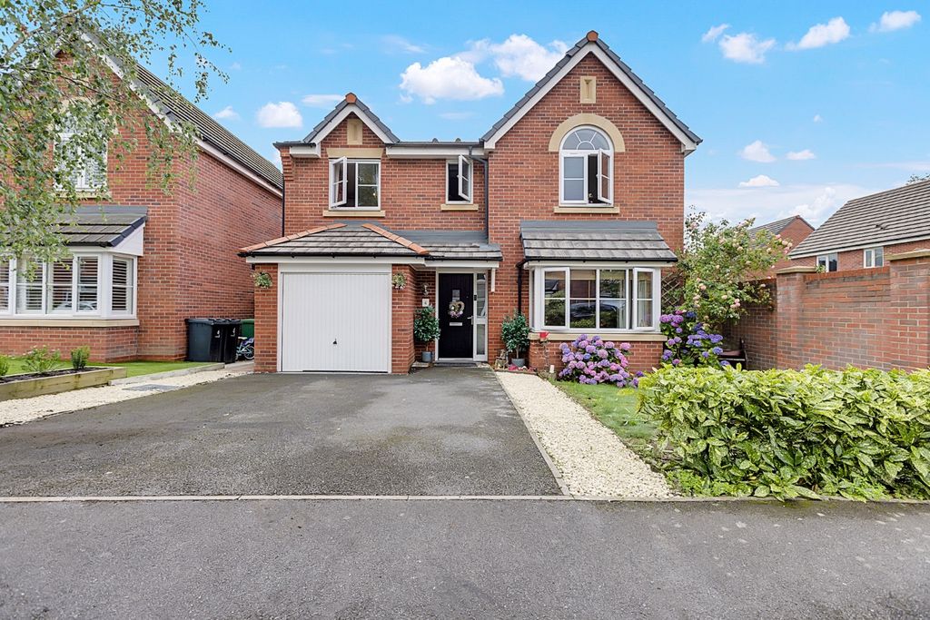 Property photo 3 of 27 4331532