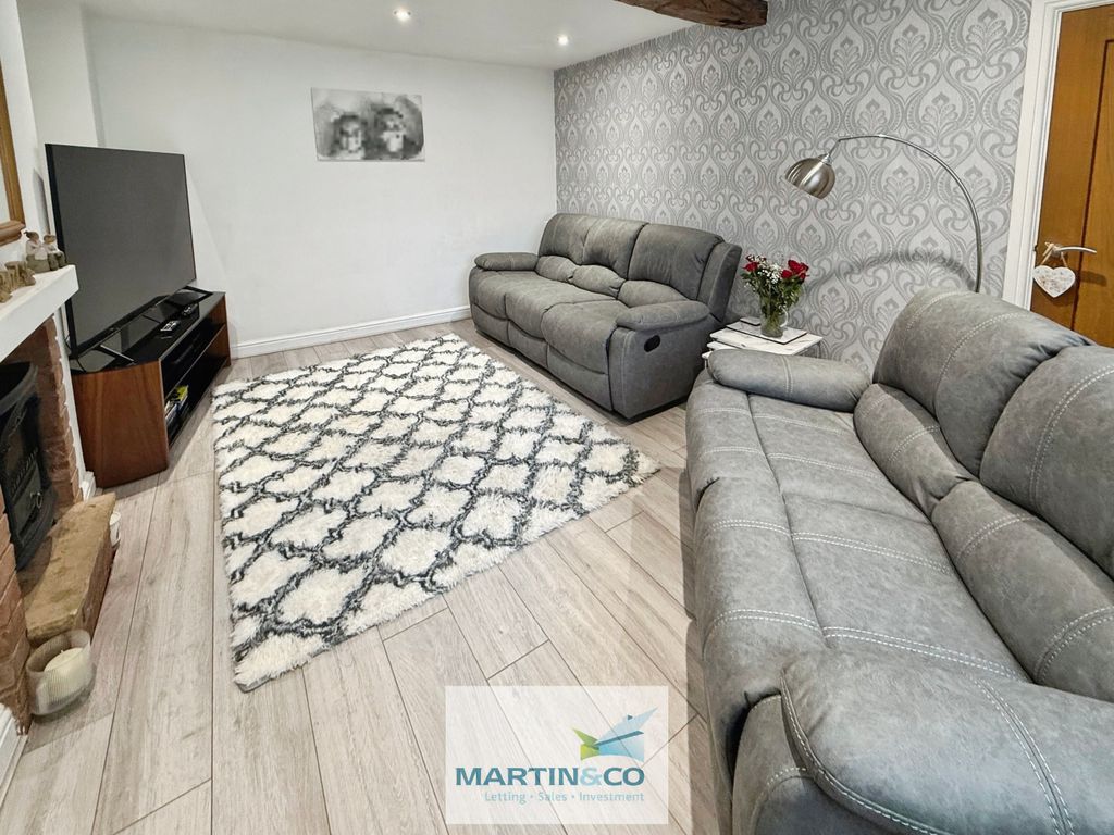 Property photo 3 of 21 Ff0B7A84--4A0B-8F2F-Fe43A44E76A9-34606-0000046BA06