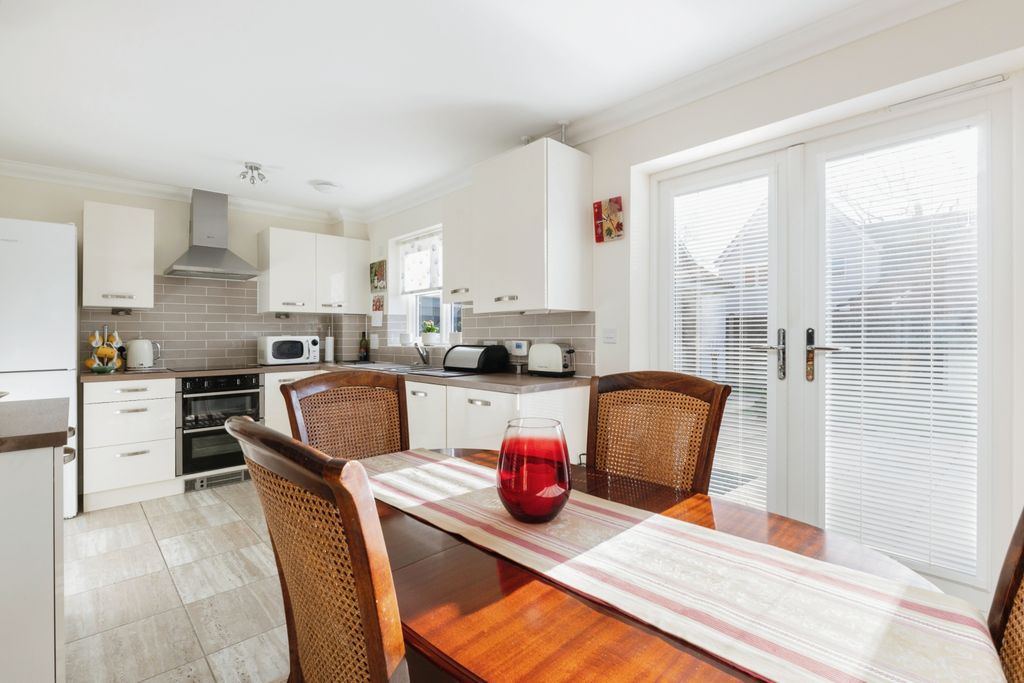 Property photo 1 of 17 Photography