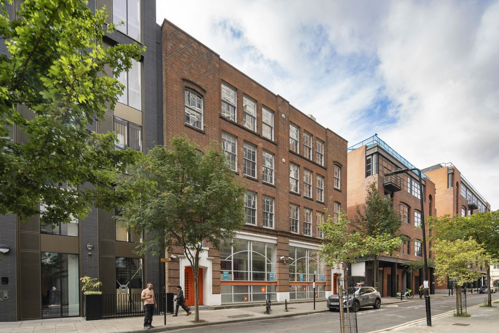 Property photo 1 of 14 External